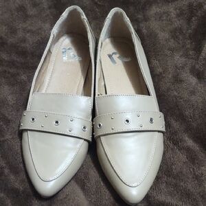 NWOT Report Taupe Studded Flats Size 6.5 Wide ( Darker Tan Than Pic)